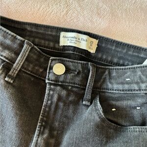 Abercrombie & Fitch Mid Rise Skinny Jeans